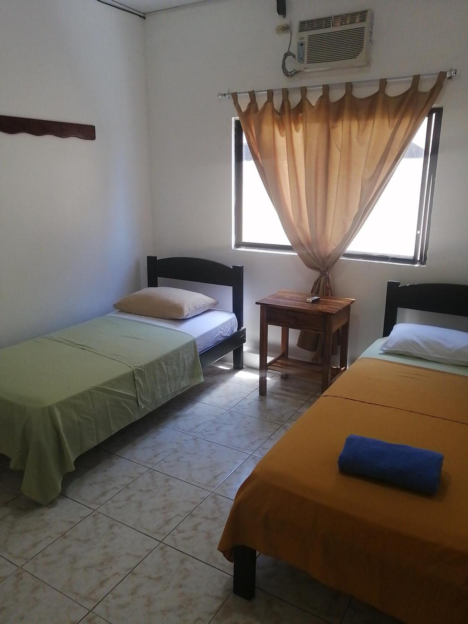 Hostal La Casa De Luis Puerto Baquerizo Moreno Exterior foto