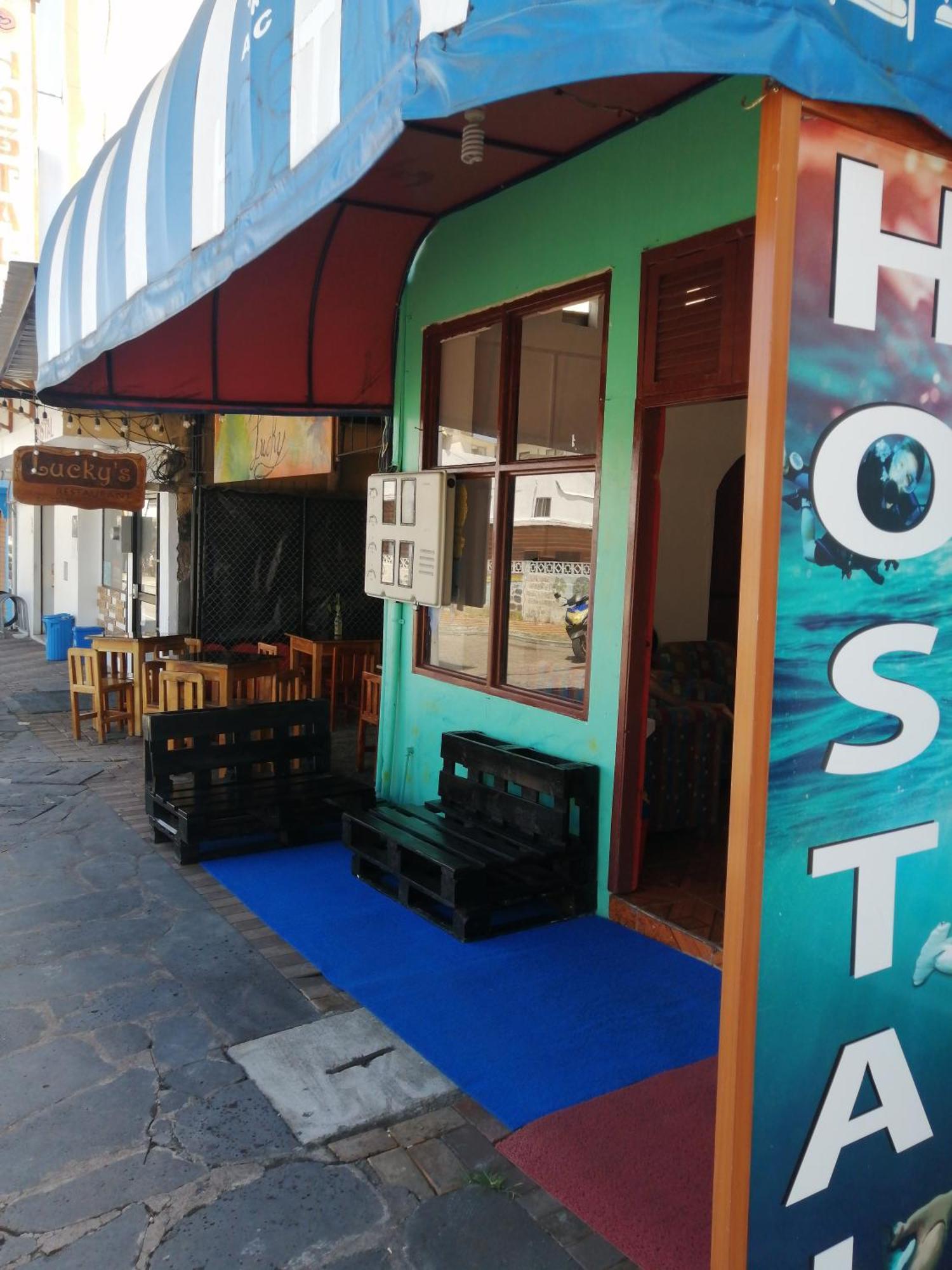 Hostal La Casa De Luis Puerto Baquerizo Moreno Exterior foto